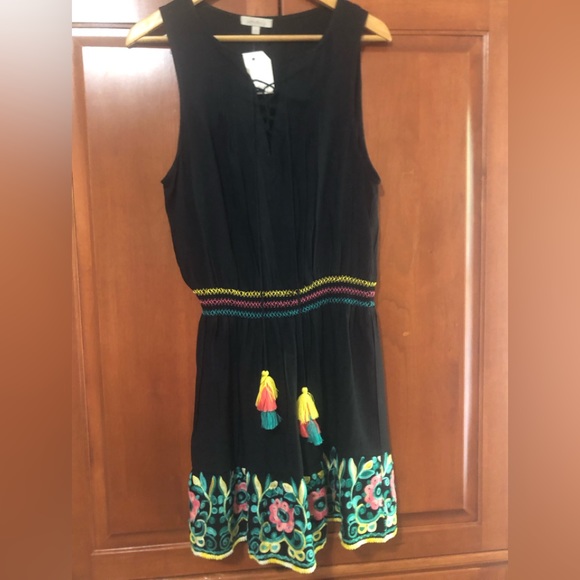 Wonderly Dresses & Skirts - Wonderly Black Dress With Lattice String and Embroidered Design Size Large